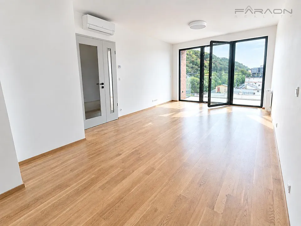 Pronájem bytu 2+kk 56 m²
